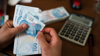 Bireysel kredi ve kart borcu ilk kez 1 trilyon lirayı aştı