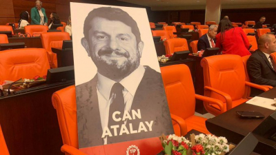 Can Atalay’ın avukatı Taşçı: Bu kararla Can Atalay’ın derhal tahliye edilmesi gerekiyor; bütün yargı makamlarını kararın gereğini yerine getirmeye ve başka bir hukuk garabetine sebep olmamaya davet ediyoruz