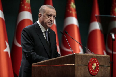 Erdoğan: Döviz kurundan, faizden medet uman muhterislere boyun eğmeyeceğiz