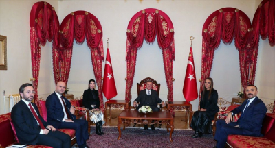Erdoğan, Hande Yener ve Demet Akalın'ı kabul etti