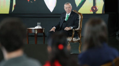 Erdoğan: Sigaradaki vergileri devamlı artırıyoruz. Hem sulu da artırıyoruz hem sigarada artırıyoruz