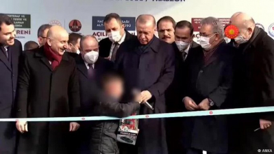 Erdoğan'ın mikrofon uzattığı çocuk: Hain Kılıçdaroğlu