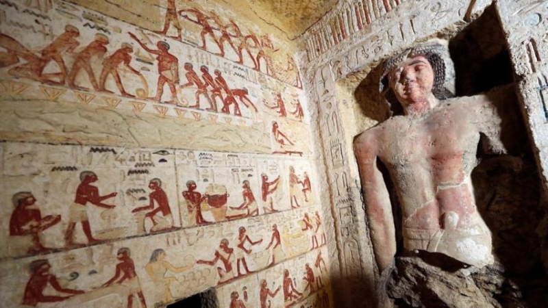 Firavunlar dönemine ait 4 bin 400 yıllık mezar bulundu