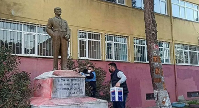 İçişleri Bakanı Soylu, Tekirdağ'da Atatürk heykeline saldıran kişinin yakalandığını duyurdu
