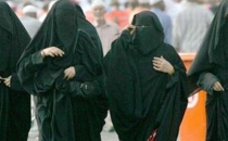 İslamcı lider: Bir kadınla evlenmek tehlikeli, Allah iki, üç, dört diyor!