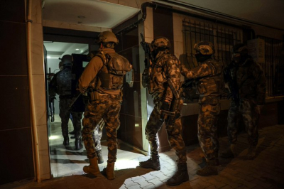 İstanbul'da IŞİD operasyonu: 18 şüpheli gözaltına alındı