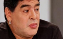 Maradona cinsiyet mi değiştirdi?