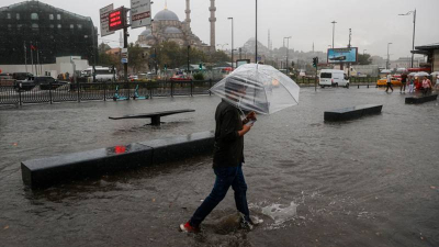 Meteoroloji'den beş il için kuvvetli yağış ve sel uyarısı 