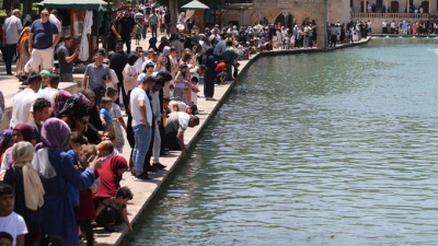 Şanlıurfa'da sıcaklık 48 dereceyi gösterdi