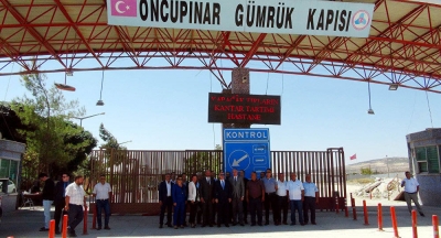 Ümit Özdağ: Türkiye'de yaşayan 20 kişiden biri sığınmacı